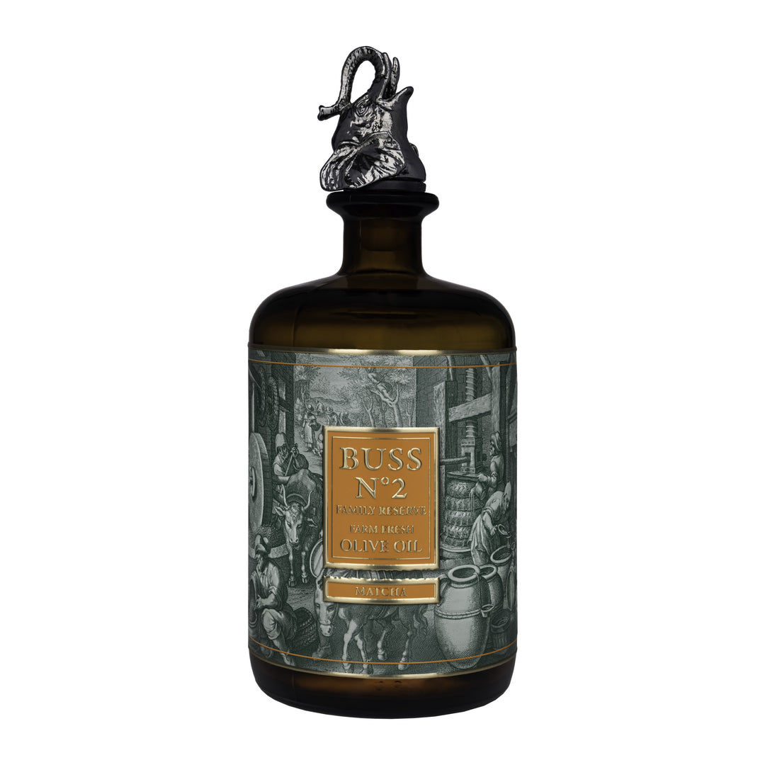 BUSS N°2 Matcha Olive Oil 700 ml bottle with animal pouring cap